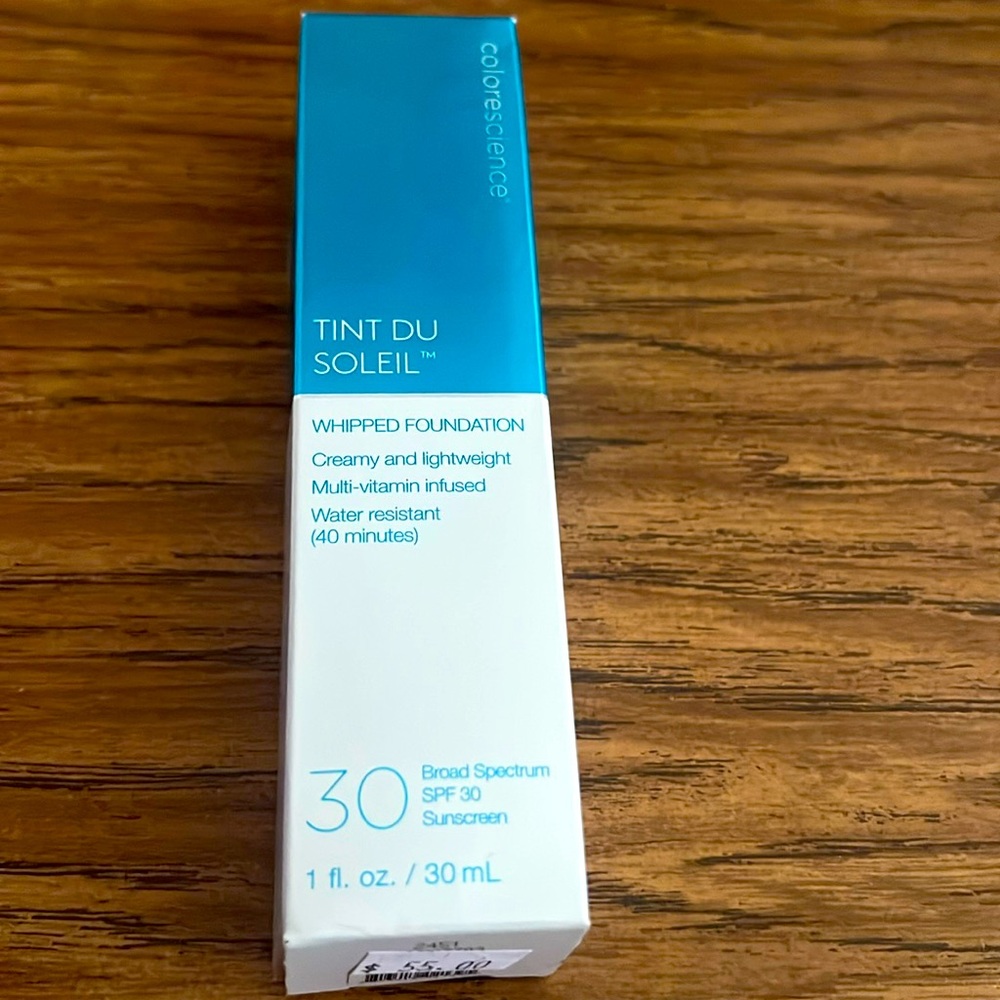 Colorescience New In box Tint Soliel whipped Foundation TAN